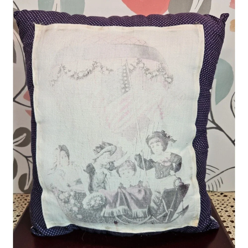 Pair of Handmade Faded Patriotic Pillows Antique Style Scenes (read)
